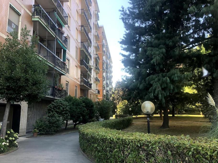 Appartamento Veronica, Per Lavoro E Relax Corsico Ngoại thất bức ảnh