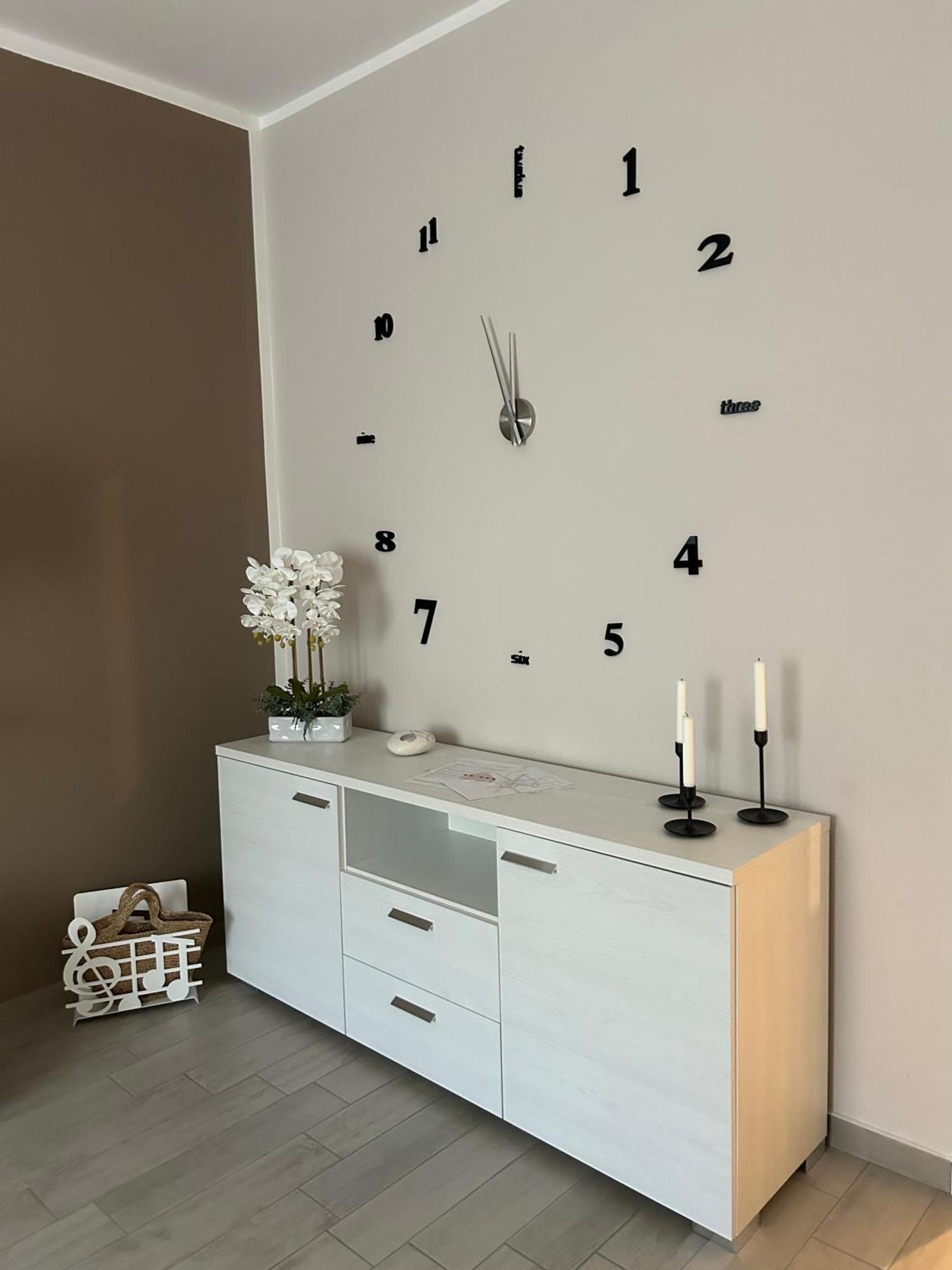 Appartamento Veronica, Per Lavoro E Relax Corsico Ngoại thất bức ảnh